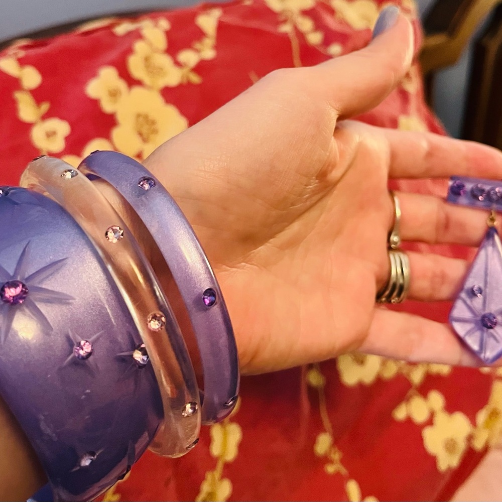 Vintage style starburst bangle stack & brooch